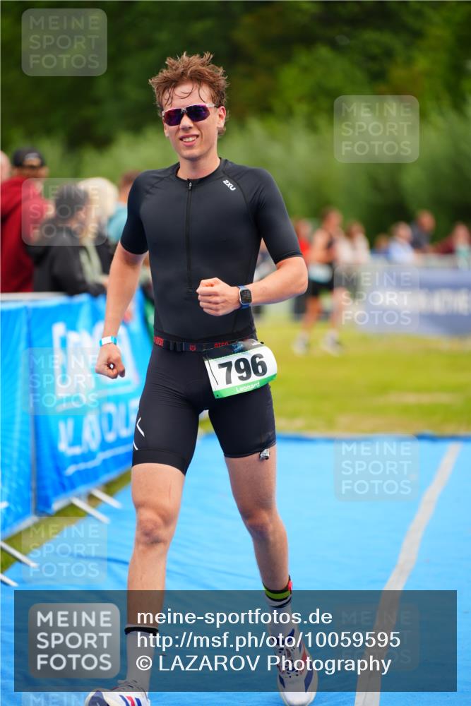 30.08.2026 - Elbe Triathlon Hamburg LAZAROV Photography http://msf.ph/oto/10059595 30.08.2026 11:36:43 Ziel 568, 796, 882 meine-sportfotos.de