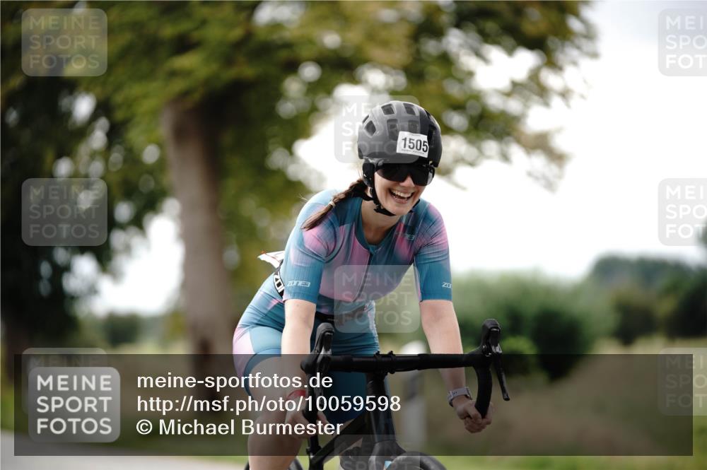 30.08.2026 - Elbe Triathlon Hamburg Michael Burmester http://msf.ph/oto/10059598 30.08.2026 11:32:33 Radfahren 1505, 1538, 1686 meine-sportfotos.de