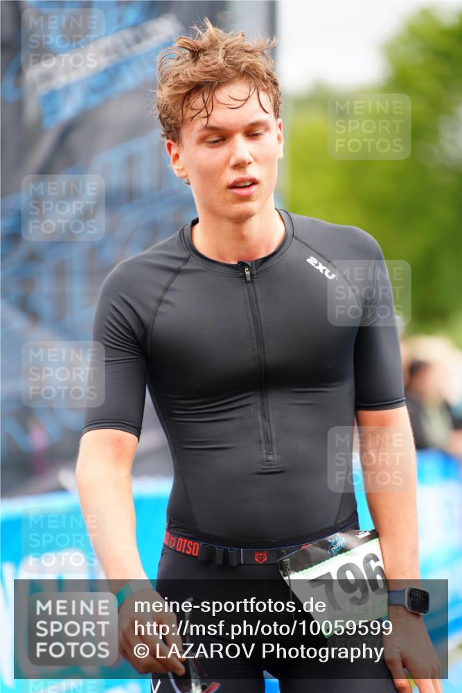 30.08.2026 - Elbe Triathlon Hamburg LAZAROV Photography http://msf.ph/oto/10059599 30.08.2026 11:36:48 Ziel 1246 meine-sportfotos.de