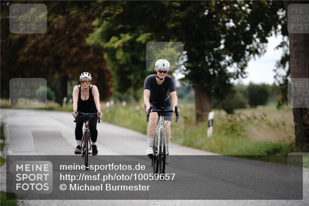30.08.2026 - Elbe Triathlon Hamburg Michael Burmester http://msf.ph/oto/10059657 30.08.2026 11:33:32 Radfahren 835, 1547 meine-sportfotos.de