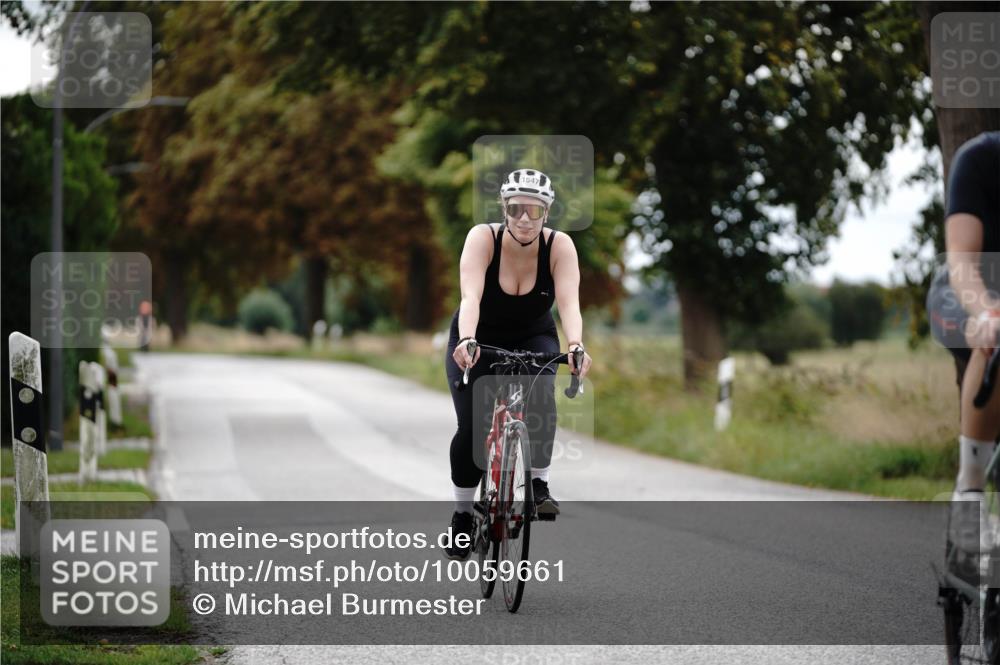 30.08.2026 - Elbe Triathlon Hamburg Michael Burmester http://msf.ph/oto/10059661 30.08.2026 11:33:33 Radfahren 835, 1547 meine-sportfotos.de
