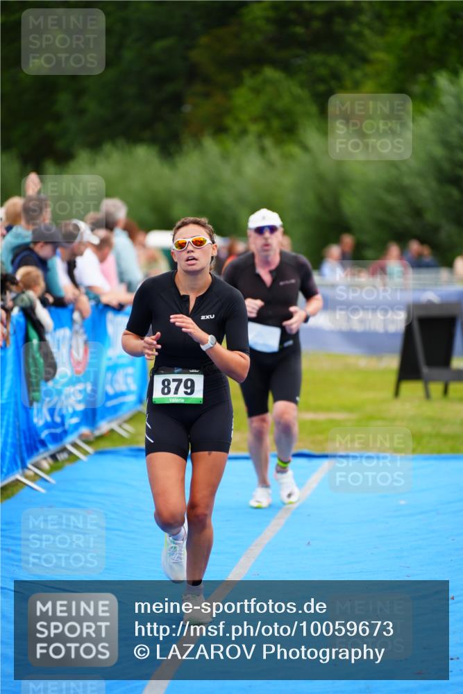 30.08.2026 - Elbe Triathlon Hamburg LAZAROV Photography http://msf.ph/oto/10059673 30.08.2026 11:37:02 Ziel 879, 1050, 1132, 1307 meine-sportfotos.de