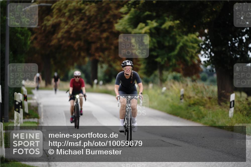 30.08.2026 - Elbe Triathlon Hamburg Michael Burmester http://msf.ph/oto/10059679 30.08.2026 11:33:51 Radfahren 1501, 1539, 1709 meine-sportfotos.de