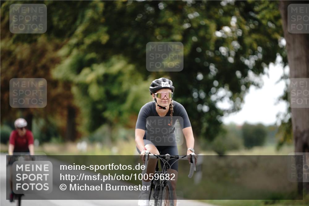30.08.2026 - Elbe Triathlon Hamburg Michael Burmester http://msf.ph/oto/10059682 30.08.2026 11:33:53 Radfahren 1501, 1703, 1709 meine-sportfotos.de