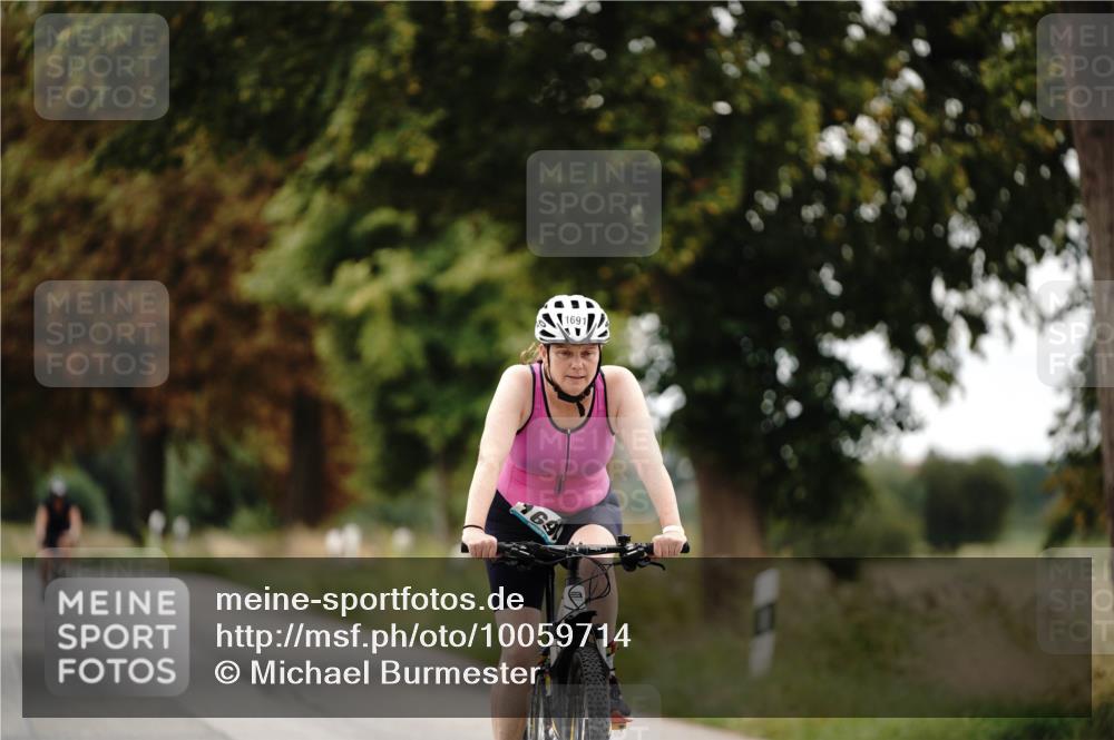 30.08.2026 - Elbe Triathlon Hamburg Michael Burmester http://msf.ph/oto/10059714 30.08.2026 11:34:11 Radfahren 1691 meine-sportfotos.de