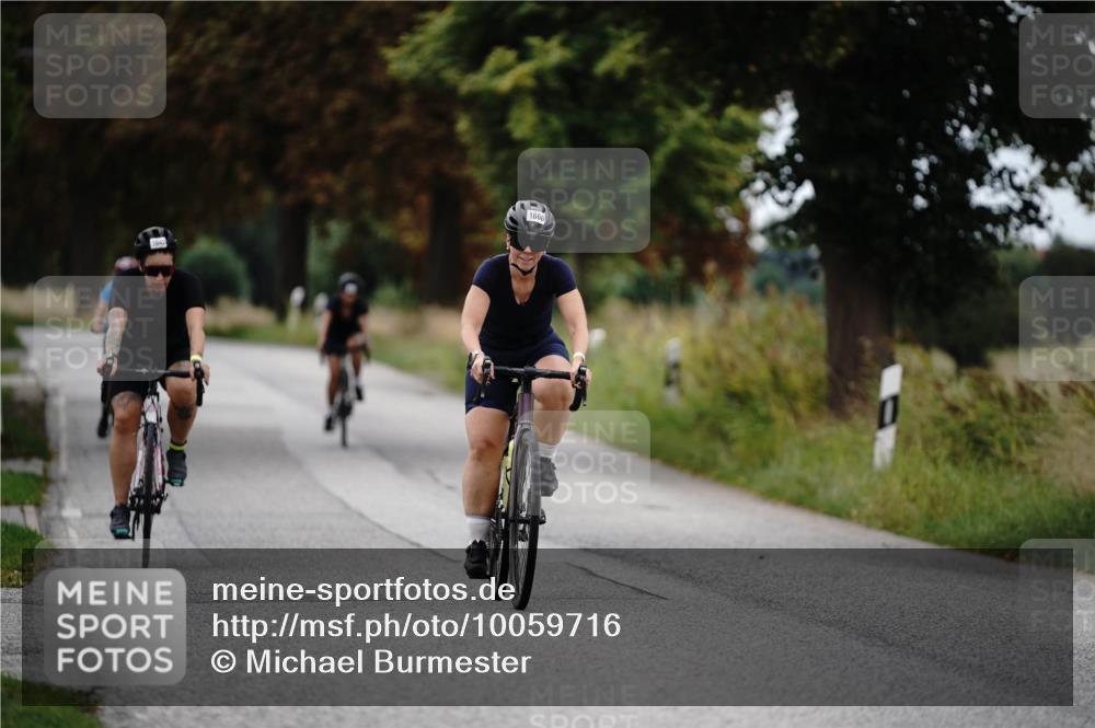 30.08.2026 - Elbe Triathlon Hamburg Michael Burmester http://msf.ph/oto/10059716 30.08.2026 11:34:18 Radfahren 1472, 1642, 1666, 1684 meine-sportfotos.de