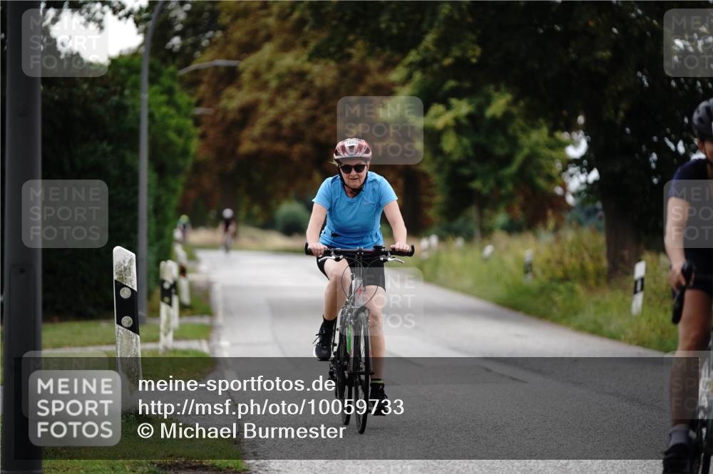 30.08.2026 - Elbe Triathlon Hamburg Michael Burmester http://msf.ph/oto/10059733 30.08.2026 11:34:23 Radfahren 1472, 1642, 1684 meine-sportfotos.de