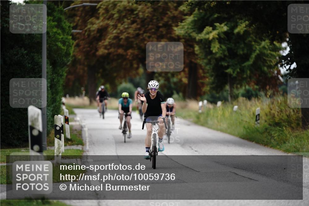 30.08.2026 - Elbe Triathlon Hamburg Michael Burmester http://msf.ph/oto/10059736 30.08.2026 11:34:34 Radfahren 1554, 1667 meine-sportfotos.de