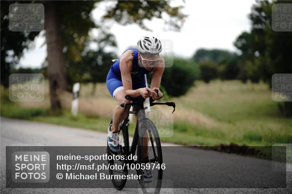 30.08.2026 - Elbe Triathlon Hamburg Michael Burmester http://msf.ph/oto/10059746 30.08.2026 11:34:39 Radfahren 1408, 1487, 1554, 1627, 1664, 1667 meine-sportfotos.de
