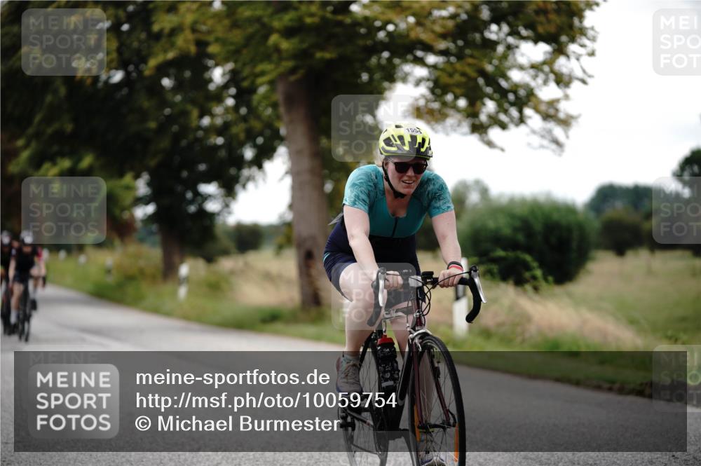 30.08.2026 - Elbe Triathlon Hamburg Michael Burmester http://msf.ph/oto/10059754 30.08.2026 11:34:41 Radfahren 1408, 1487, 1554, 1627, 1664 meine-sportfotos.de