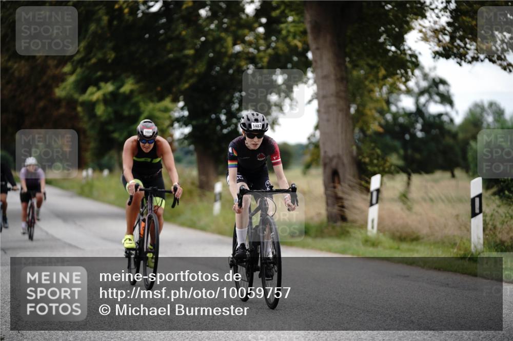 30.08.2026 - Elbe Triathlon Hamburg Michael Burmester http://msf.ph/oto/10059757 30.08.2026 11:34:42 Radfahren 1408, 1487, 1554, 1627, 1664 meine-sportfotos.de