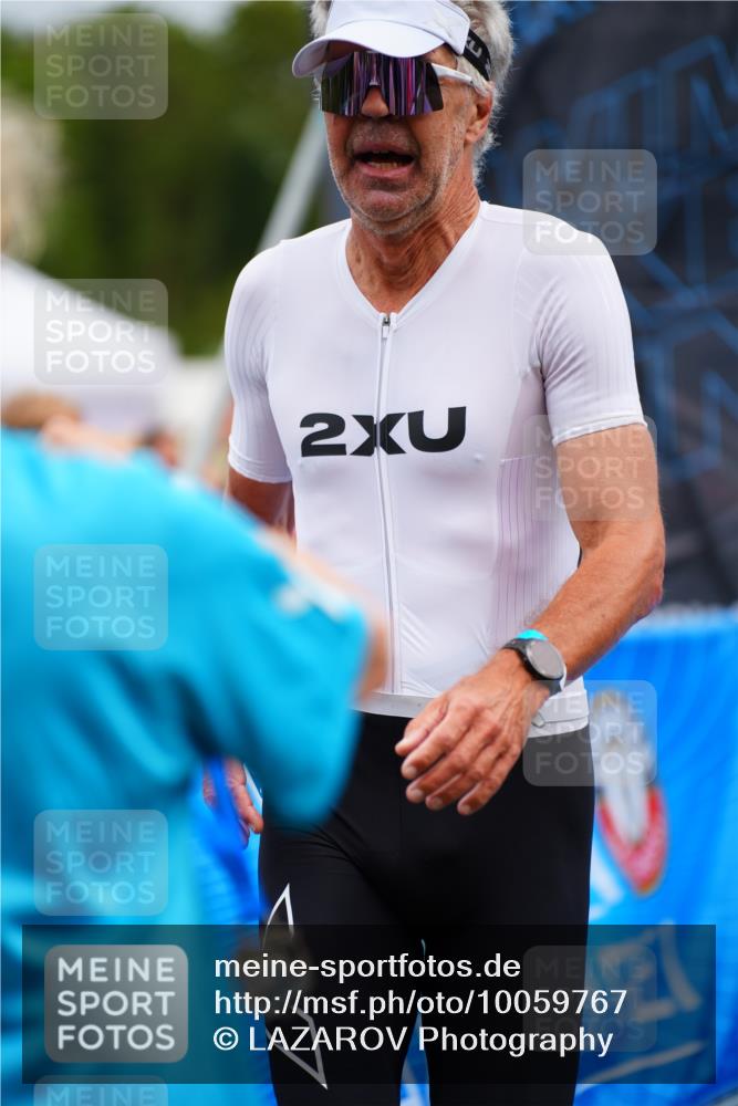 30.08.2026 - Elbe Triathlon Hamburg LAZAROV Photography http://msf.ph/oto/10059767 30.08.2026 11:37:26 Ziel 800, 824, 1341 meine-sportfotos.de
