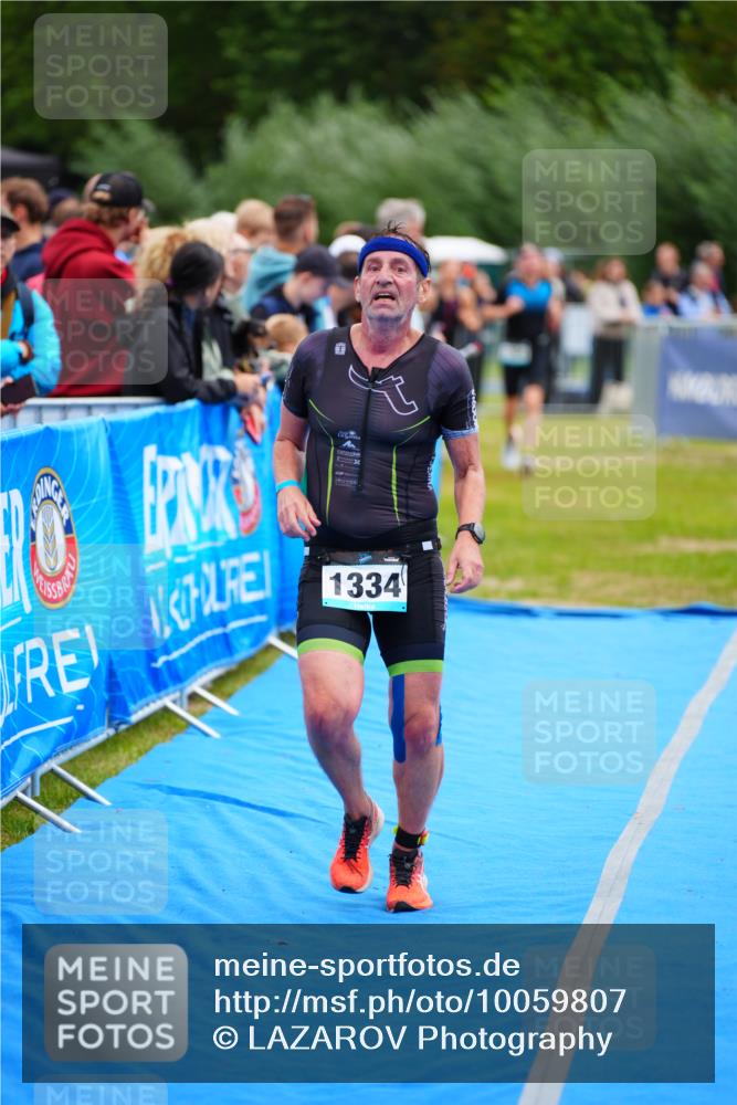 30.08.2026 - Elbe Triathlon Hamburg LAZAROV Photography http://msf.ph/oto/10059807 30.08.2026 11:37:36 Ziel 824, 1264, 1334, 1440 meine-sportfotos.de