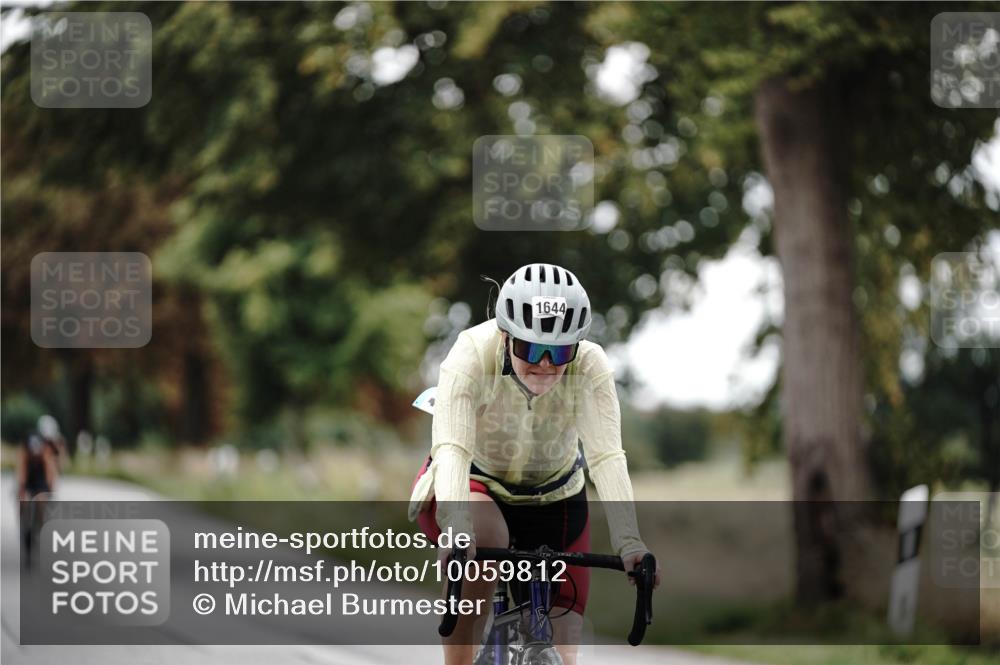 30.08.2026 - Elbe Triathlon Hamburg Michael Burmester http://msf.ph/oto/10059812 30.08.2026 11:36:08 Radfahren 1529, 1644, 1689 meine-sportfotos.de