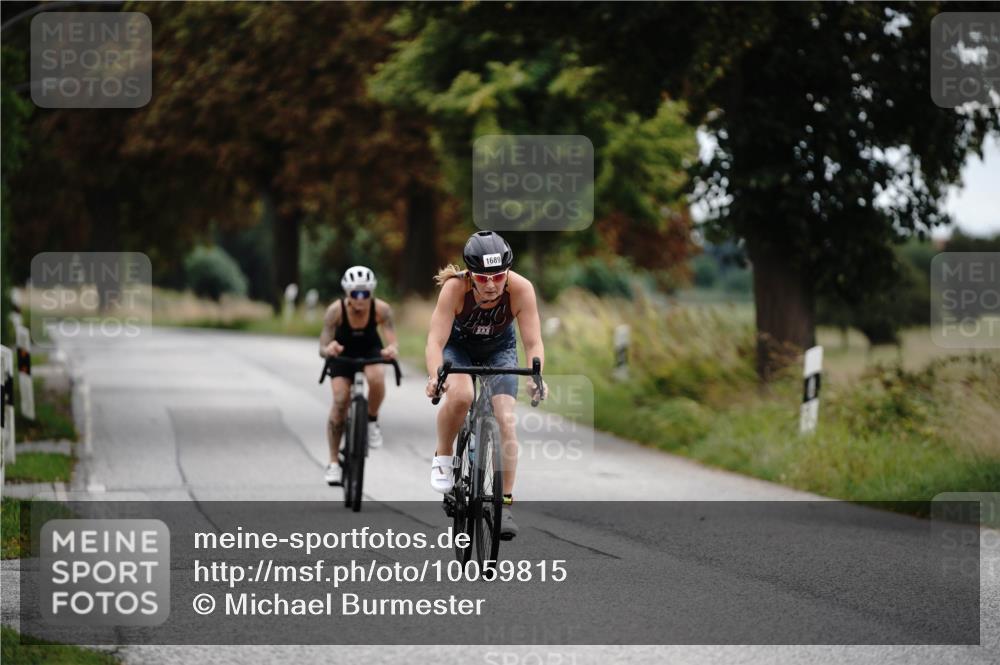 30.08.2026 - Elbe Triathlon Hamburg Michael Burmester http://msf.ph/oto/10059815 30.08.2026 11:36:11 Radfahren 1529, 1689 meine-sportfotos.de