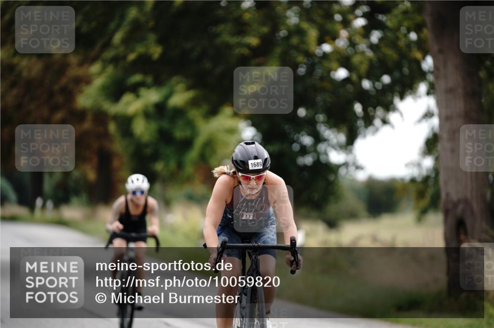 30.08.2026 - Elbe Triathlon Hamburg Michael Burmester http://msf.ph/oto/10059820 30.08.2026 11:36:12 Radfahren 1529, 1689 meine-sportfotos.de