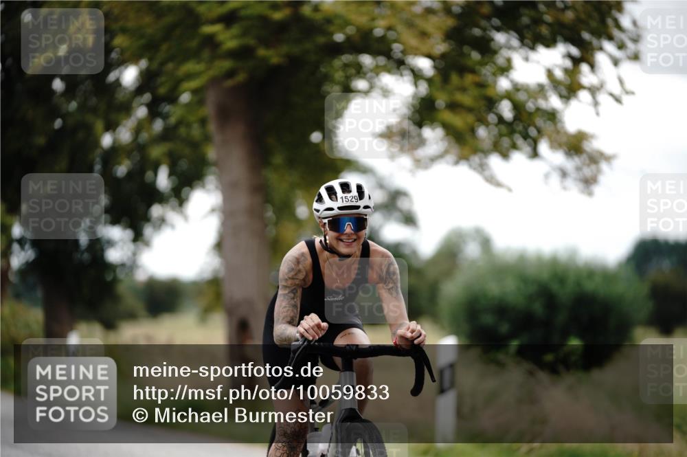 30.08.2026 - Elbe Triathlon Hamburg Michael Burmester http://msf.ph/oto/10059833 30.08.2026 11:36:14 Radfahren 1529, 1689 meine-sportfotos.de