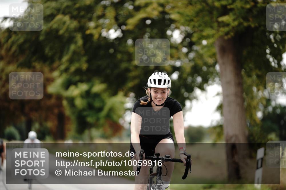30.08.2026 - Elbe Triathlon Hamburg Michael Burmester http://msf.ph/oto/10059916 30.08.2026 11:37:44 Radfahren 1470, 1495, 1702 meine-sportfotos.de