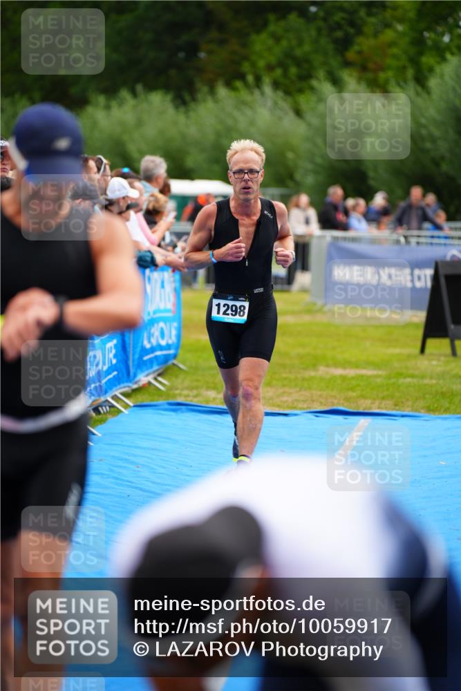 30.08.2026 - Elbe Triathlon Hamburg LAZAROV Photography http://msf.ph/oto/10059917 30.08.2026 11:38:02 Ziel 759, 1298 meine-sportfotos.de