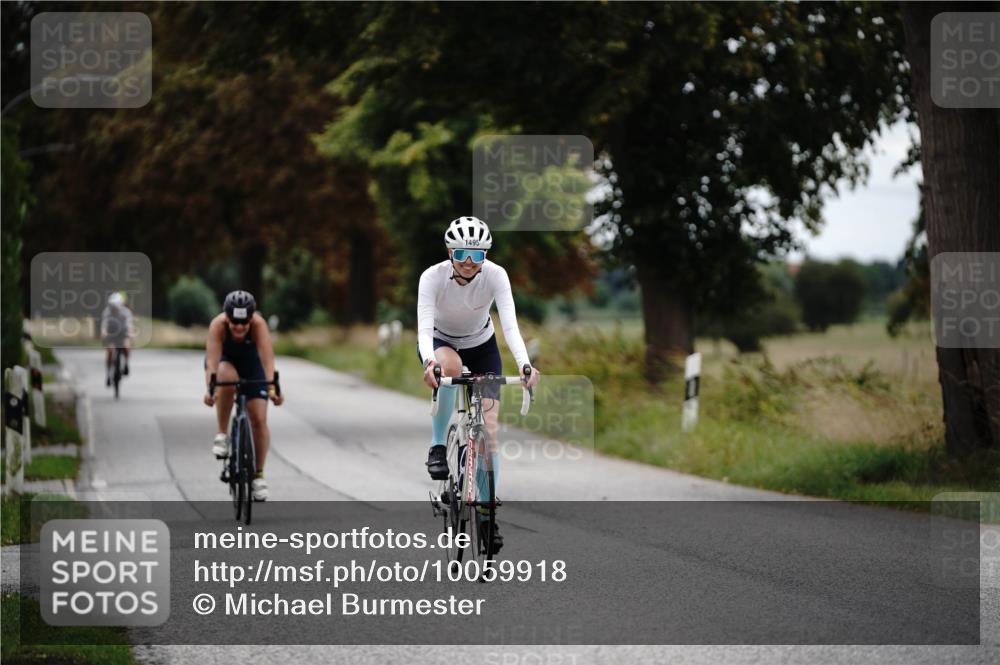 30.08.2026 - Elbe Triathlon Hamburg Michael Burmester http://msf.ph/oto/10059918 30.08.2026 11:37:46 Radfahren 1470, 1495, 1521, 1702 meine-sportfotos.de