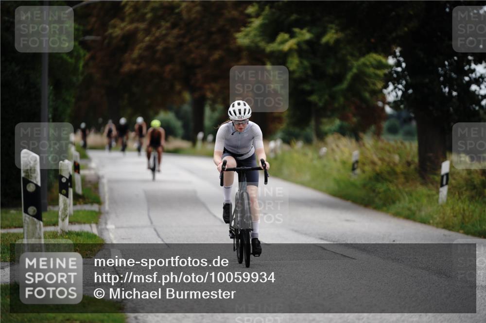 30.08.2026 - Elbe Triathlon Hamburg Michael Burmester http://msf.ph/oto/10059934 30.08.2026 11:37:52 Radfahren 1521, 1571 meine-sportfotos.de