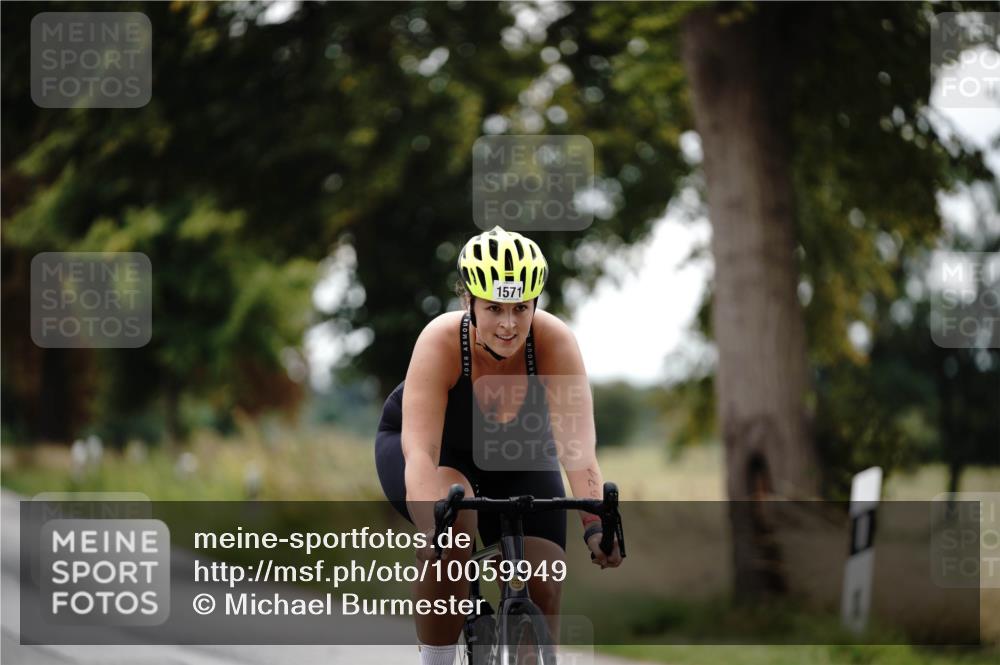 30.08.2026 - Elbe Triathlon Hamburg Michael Burmester http://msf.ph/oto/10059949 30.08.2026 11:37:59 Radfahren 1532, 1541, 1571 meine-sportfotos.de