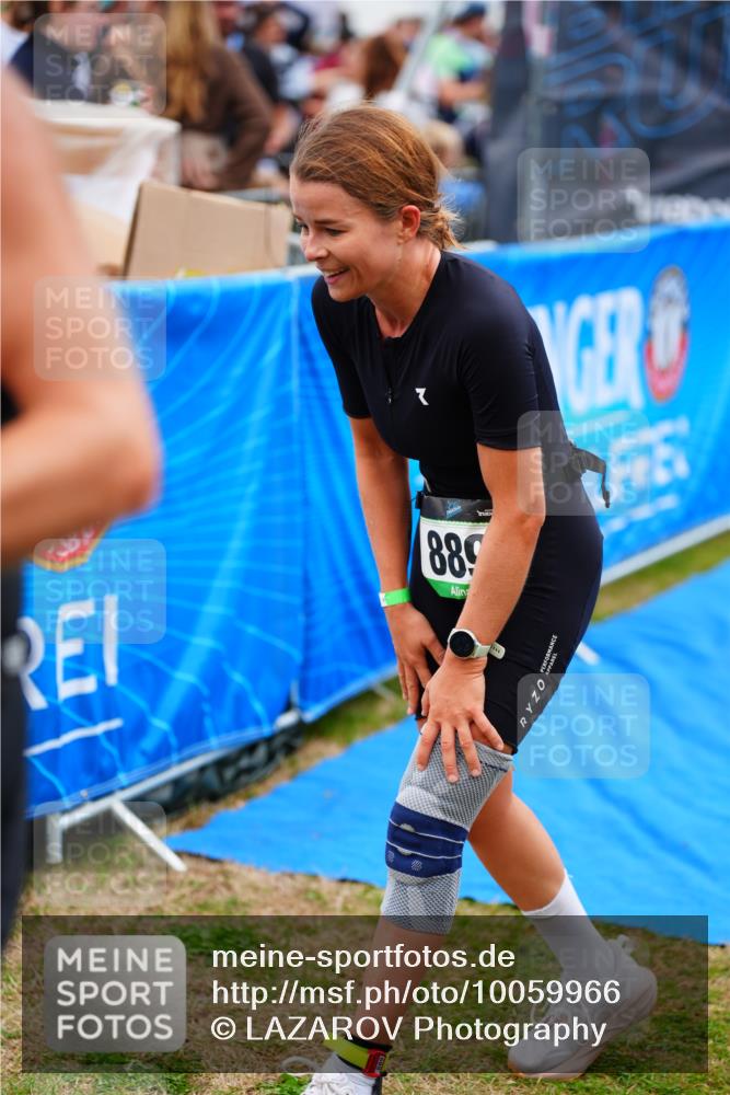 30.08.2026 - Elbe Triathlon Hamburg LAZAROV Photography http://msf.ph/oto/10059966 30.08.2026 11:38:24 Ziel 889, 1335, 1422 meine-sportfotos.de