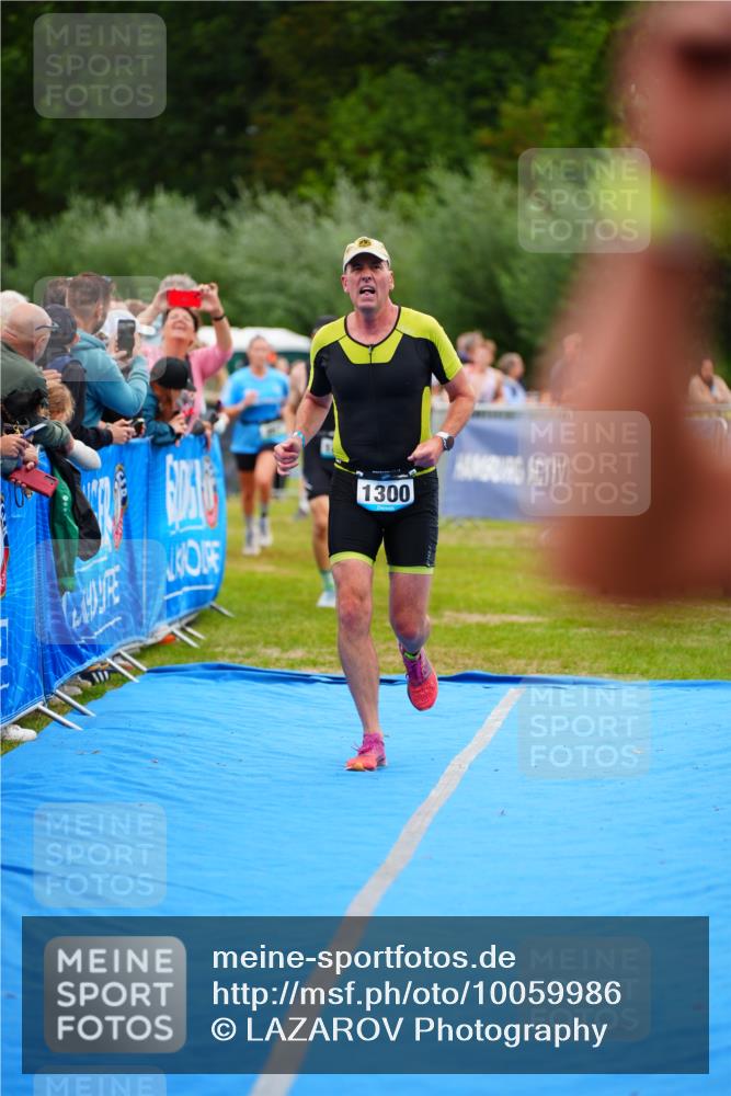 30.08.2026 - Elbe Triathlon Hamburg LAZAROV Photography http://msf.ph/oto/10059986 30.08.2026 11:38:34 Ziel 867, 1253, 1271, 1300, 1354, 1444 meine-sportfotos.de