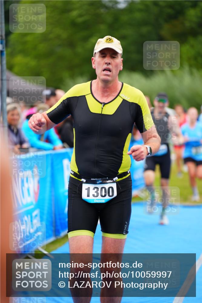 30.08.2026 - Elbe Triathlon Hamburg LAZAROV Photography http://msf.ph/oto/10059997 30.08.2026 11:38:37 Ziel 867, 1226, 1253, 1271, 1300, 1354, 1444 meine-sportfotos.de