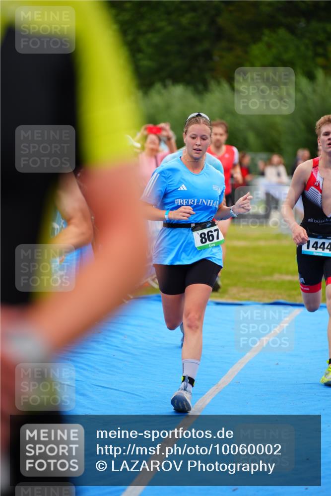 30.08.2026 - Elbe Triathlon Hamburg LAZAROV Photography http://msf.ph/oto/10060002 30.08.2026 11:38:39 Ziel 867, 1226, 1253, 1271, 1300, 1354, 1444 meine-sportfotos.de