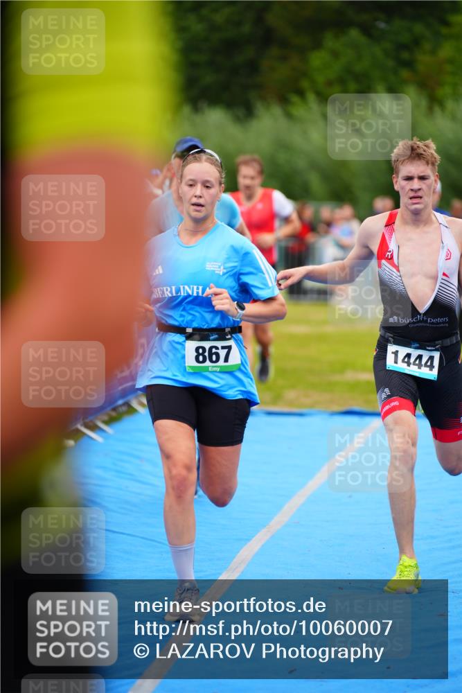 30.08.2026 - Elbe Triathlon Hamburg LAZAROV Photography http://msf.ph/oto/10060007 30.08.2026 11:38:39 Ziel 867, 1226, 1253, 1271, 1300, 1354, 1444 meine-sportfotos.de