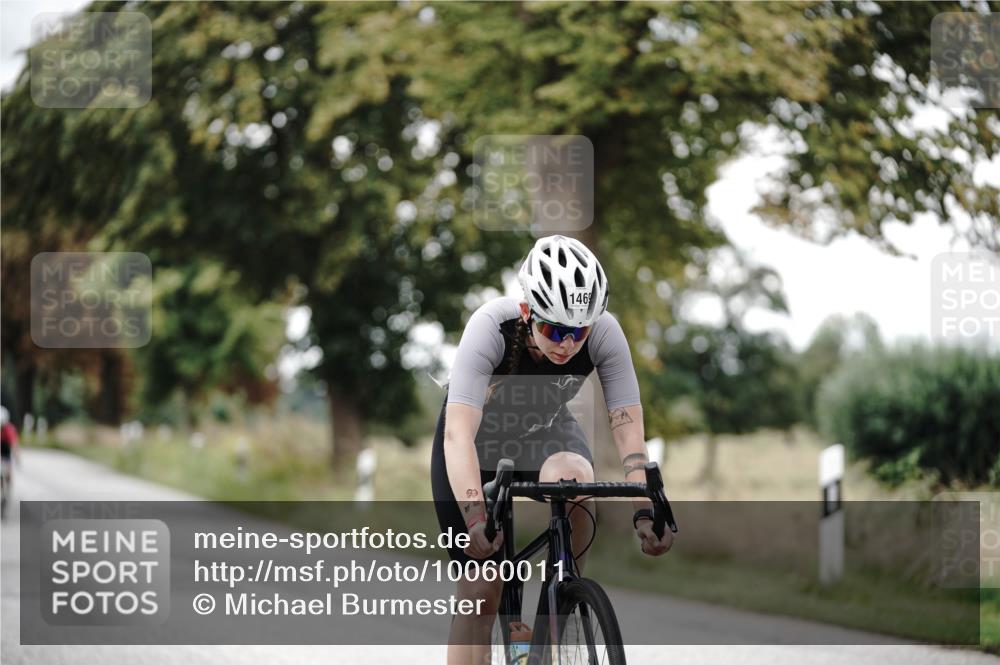 30.08.2026 - Elbe Triathlon Hamburg Michael Burmester http://msf.ph/oto/10060011 30.08.2026 11:38:22 Radfahren 1469, 1498, 1502, 1587, 1658 meine-sportfotos.de