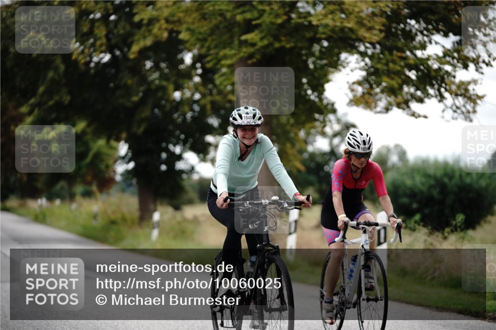 30.08.2026 - Elbe Triathlon Hamburg Michael Burmester http://msf.ph/oto/10060025 30.08.2026 11:38:26 Radfahren 1465, 1498, 1502, 1658 meine-sportfotos.de