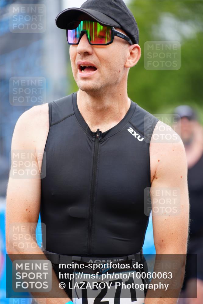 30.08.2026 - Elbe Triathlon Hamburg LAZAROV Photography http://msf.ph/oto/10060063 30.08.2026 11:38:51 Ziel 1162 meine-sportfotos.de