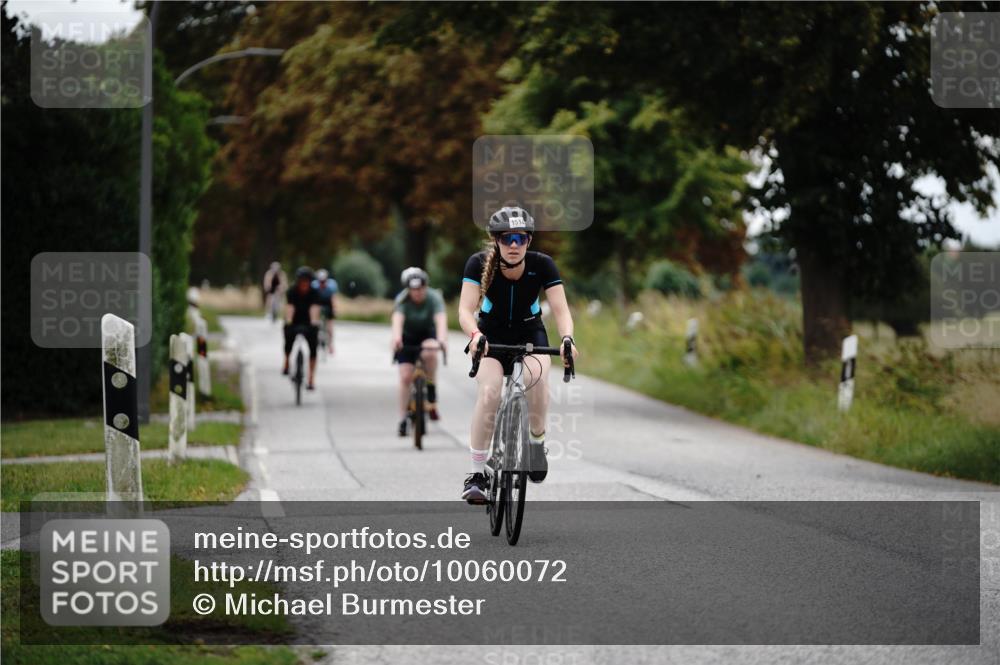 30.08.2026 - Elbe Triathlon Hamburg Michael Burmester http://msf.ph/oto/10060072 30.08.2026 11:39:01 Radfahren 1514, 1535, 1540, 1543, 1683, 1715 meine-sportfotos.de