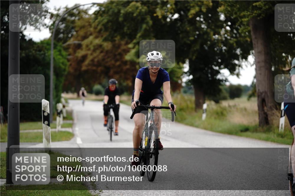 30.08.2026 - Elbe Triathlon Hamburg Michael Burmester http://msf.ph/oto/10060088 30.08.2026 11:39:05 Radfahren 1514, 1540, 1543, 1683, 1715 meine-sportfotos.de