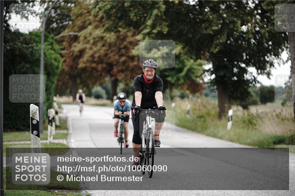 30.08.2026 - Elbe Triathlon Hamburg Michael Burmester http://msf.ph/oto/10060090 30.08.2026 11:39:07 Radfahren 1524, 1540, 1543, 1683, 1715 meine-sportfotos.de