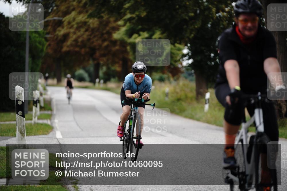 30.08.2026 - Elbe Triathlon Hamburg Michael Burmester http://msf.ph/oto/10060095 30.08.2026 11:39:08 Radfahren 1524, 1540, 1543, 1683, 1715 meine-sportfotos.de