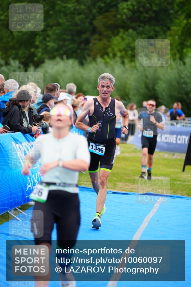 30.08.2026 - Elbe Triathlon Hamburg LAZAROV Photography http://msf.ph/oto/10060097 30.08.2026 11:39:02 Ziel 936, 1158, 1319, 1346, 1456 meine-sportfotos.de