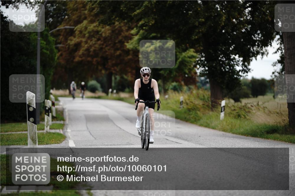 30.08.2026 - Elbe Triathlon Hamburg Michael Burmester http://msf.ph/oto/10060101 30.08.2026 11:39:13 Radfahren 1524 meine-sportfotos.de
