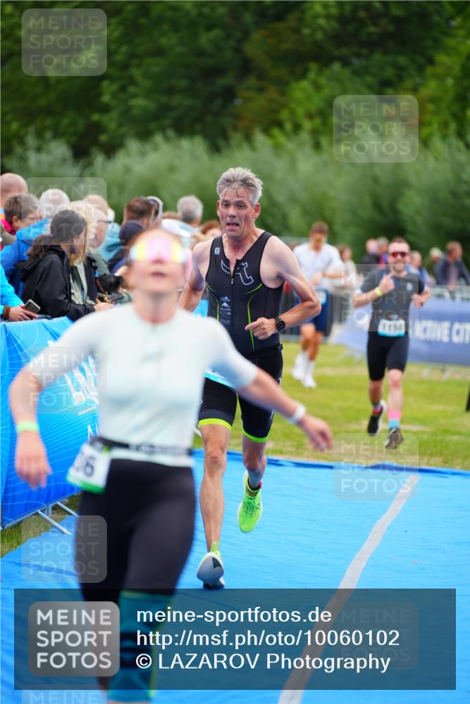 30.08.2026 - Elbe Triathlon Hamburg LAZAROV Photography http://msf.ph/oto/10060102 30.08.2026 11:39:02 Ziel 936, 1158, 1319, 1346, 1456 meine-sportfotos.de