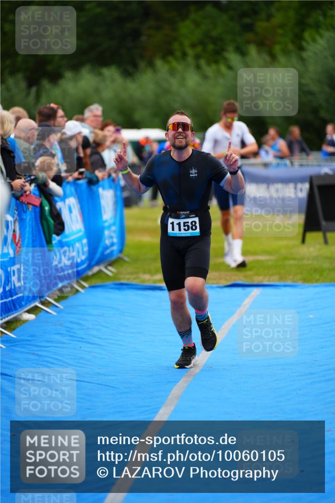 30.08.2026 - Elbe Triathlon Hamburg LAZAROV Photography http://msf.ph/oto/10060105 30.08.2026 11:39:05 Ziel 936, 1158, 1169, 1319, 1346, 1456 meine-sportfotos.de