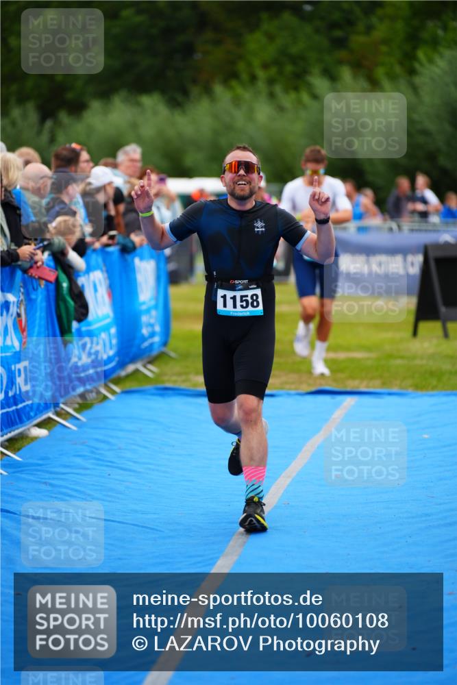 30.08.2026 - Elbe Triathlon Hamburg LAZAROV Photography http://msf.ph/oto/10060108 30.08.2026 11:39:05 Ziel 936, 1158, 1169, 1319, 1346, 1456 meine-sportfotos.de