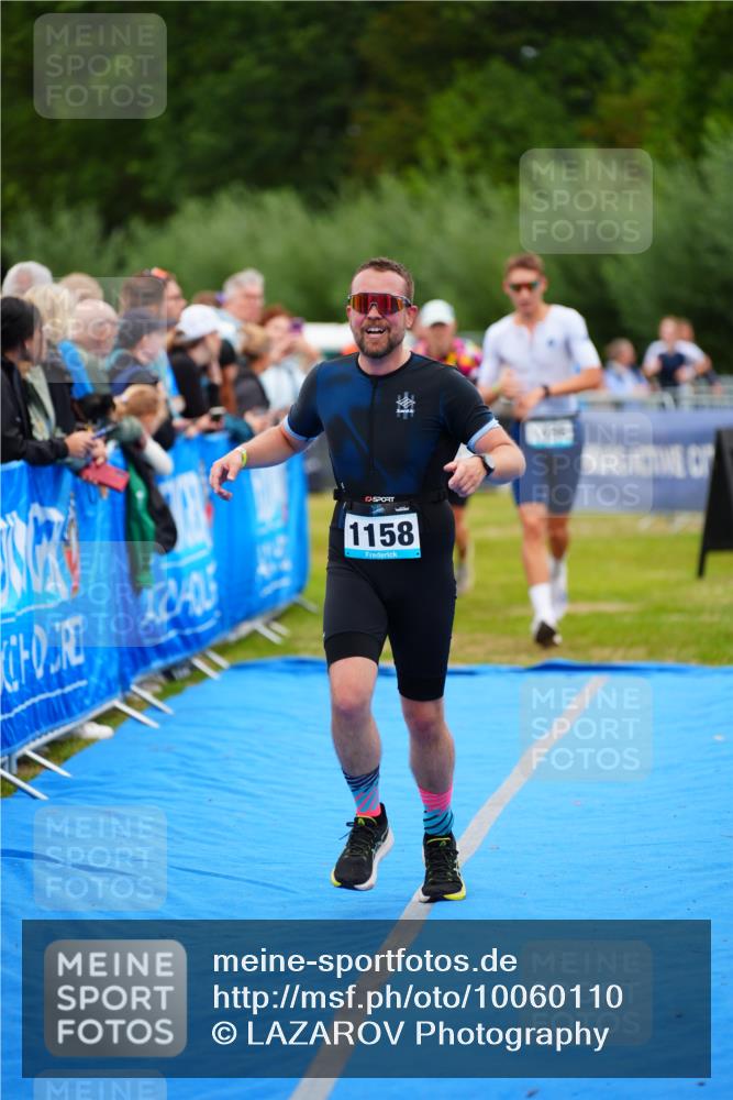 30.08.2026 - Elbe Triathlon Hamburg LAZAROV Photography http://msf.ph/oto/10060110 30.08.2026 11:39:05 Ziel 936, 1158, 1169, 1319, 1346, 1456 meine-sportfotos.de