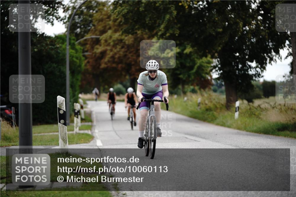 30.08.2026 - Elbe Triathlon Hamburg Michael Burmester http://msf.ph/oto/10060113 30.08.2026 11:39:26 Radfahren 1482, 1542, 1593, 1678 meine-sportfotos.de