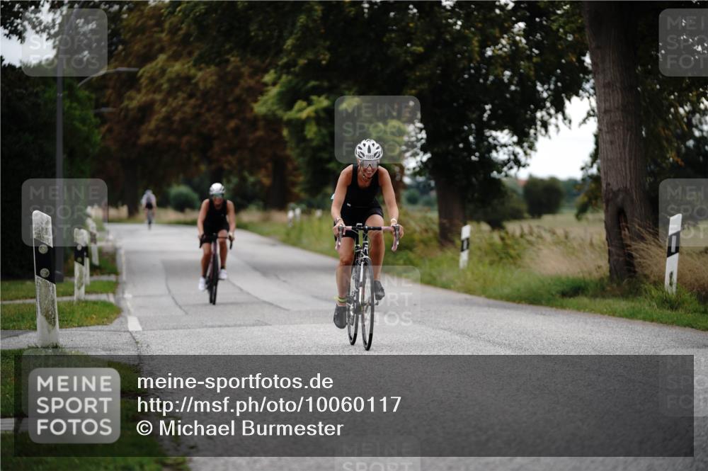 30.08.2026 - Elbe Triathlon Hamburg Michael Burmester http://msf.ph/oto/10060117 30.08.2026 11:39:28 Radfahren 1482, 1542, 1593, 1678 meine-sportfotos.de