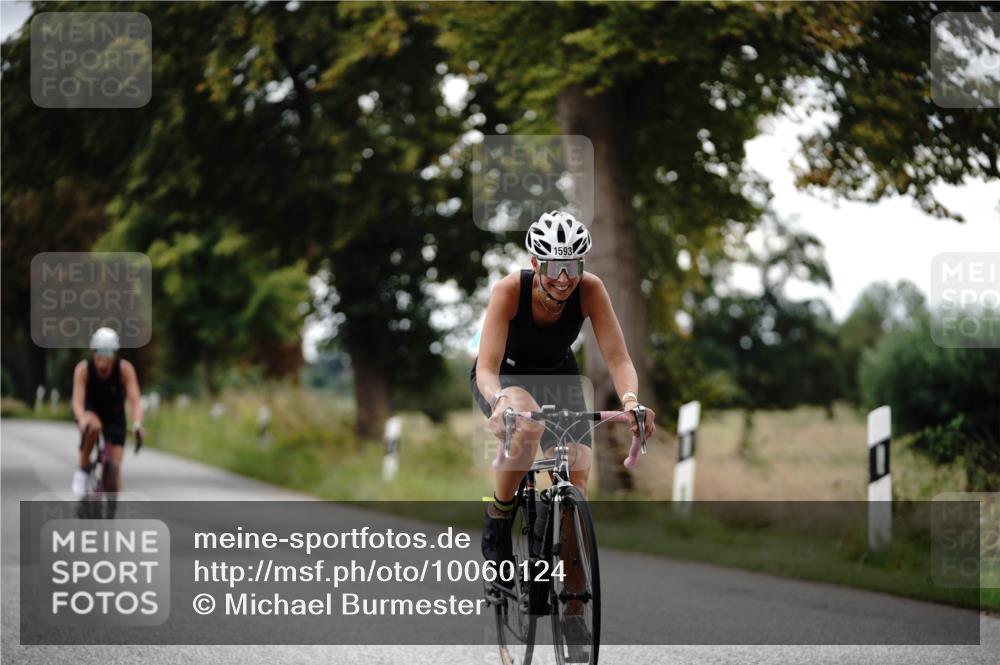 30.08.2026 - Elbe Triathlon Hamburg Michael Burmester http://msf.ph/oto/10060124 30.08.2026 11:39:29 Radfahren 1542, 1593, 1678 meine-sportfotos.de