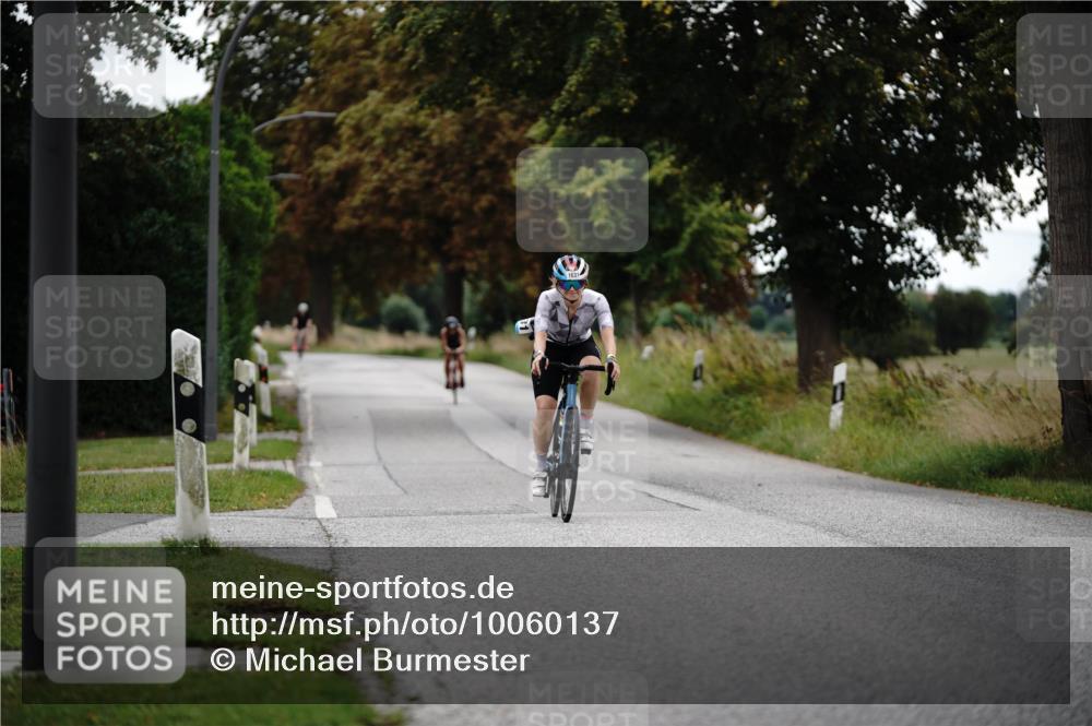 30.08.2026 - Elbe Triathlon Hamburg Michael Burmester http://msf.ph/oto/10060137 30.08.2026 11:39:37 Radfahren 1615, 1631 meine-sportfotos.de