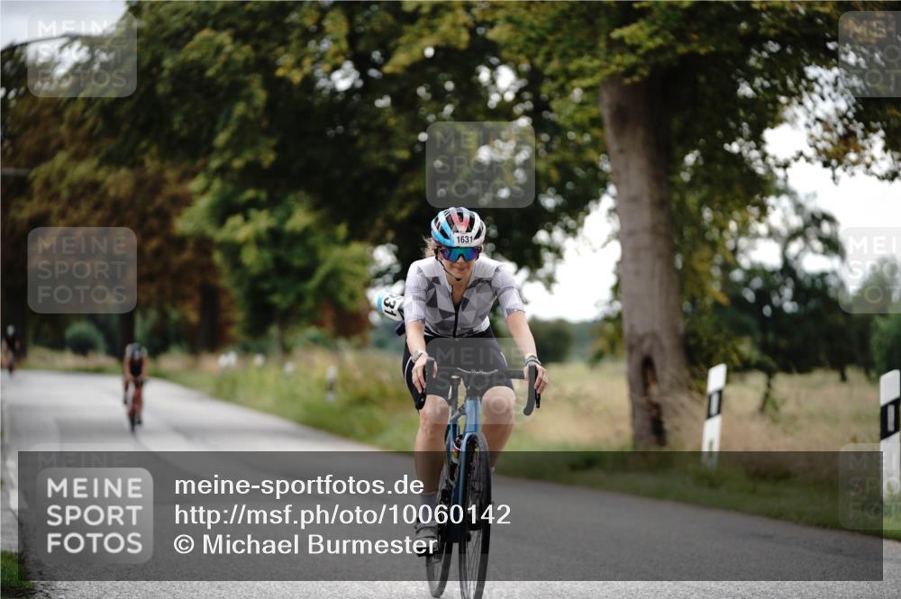 30.08.2026 - Elbe Triathlon Hamburg Michael Burmester http://msf.ph/oto/10060142 30.08.2026 11:39:38 Radfahren 1615, 1631 meine-sportfotos.de