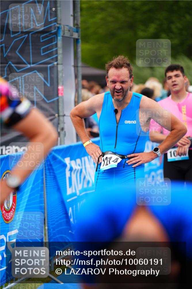 30.08.2026 - Elbe Triathlon Hamburg LAZAROV Photography http://msf.ph/oto/10060191 30.08.2026 11:39:20 Ziel 709, 992, 1064, 1123, 1125, 1205, 1214, 1256 meine-sportfotos.de